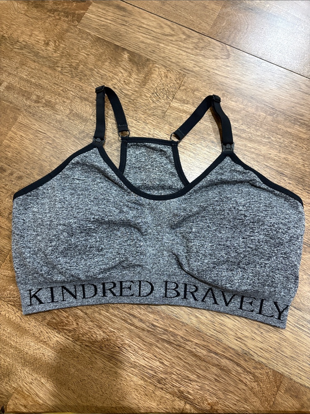 Kindred Bravely Gray Sports Bra. Large. Nursing pumping bra.